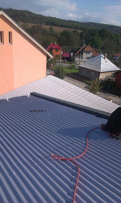 ZŠ v Bošáci oprava strechy - telocvičňa 2014